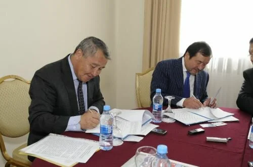 b09acc421be14b71914ff8ea52d3f681